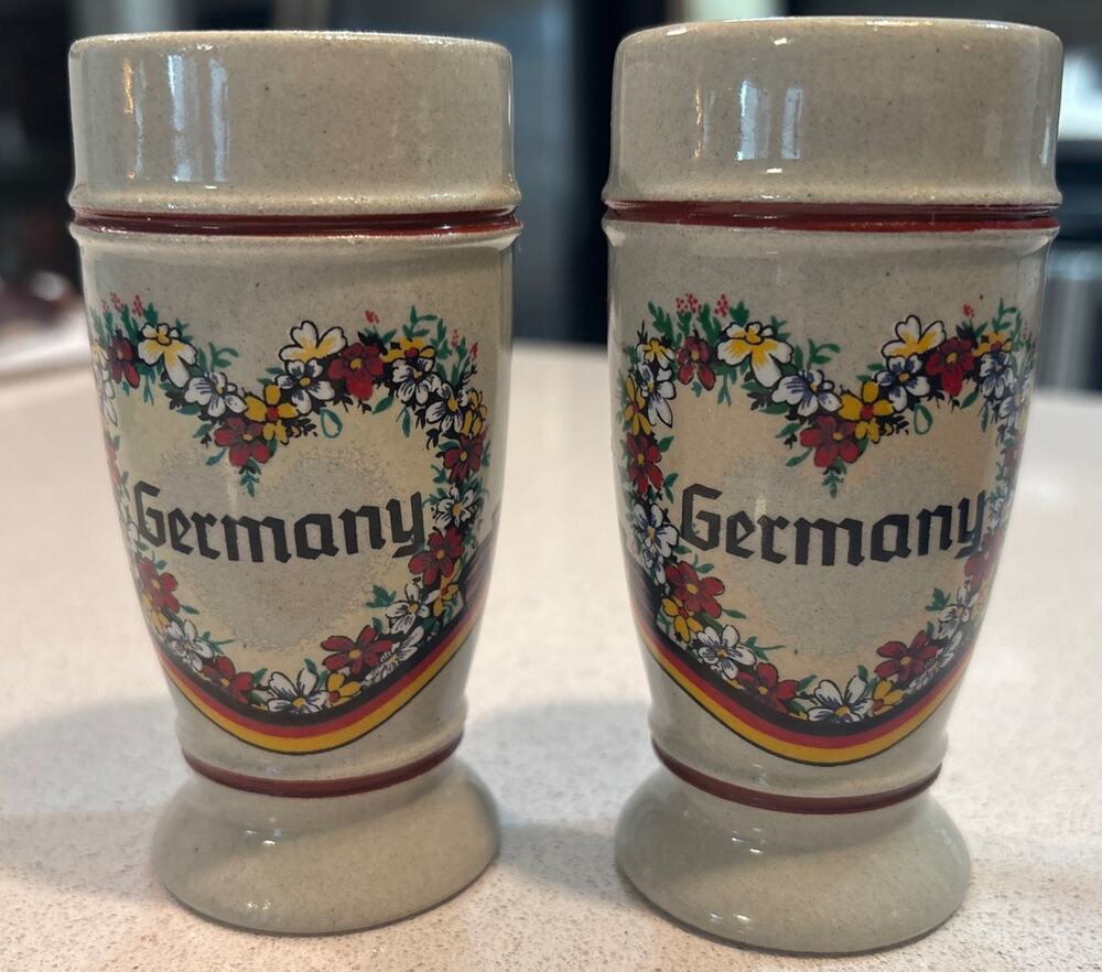 Vintage Set Of 2 King-Werk Mini Beer Stein Hand Made In Germany Flower Heart